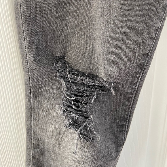 Madewell 9" Mid-Rise Skinny Jeans in Black Sea - Picture 7 of 8